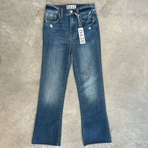 Daze Denim Shy Girl High Rise Crop Flare Size 26 Color Rumors
